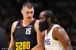 终结350天进球荒,约维奇收获本赛季首个进球.