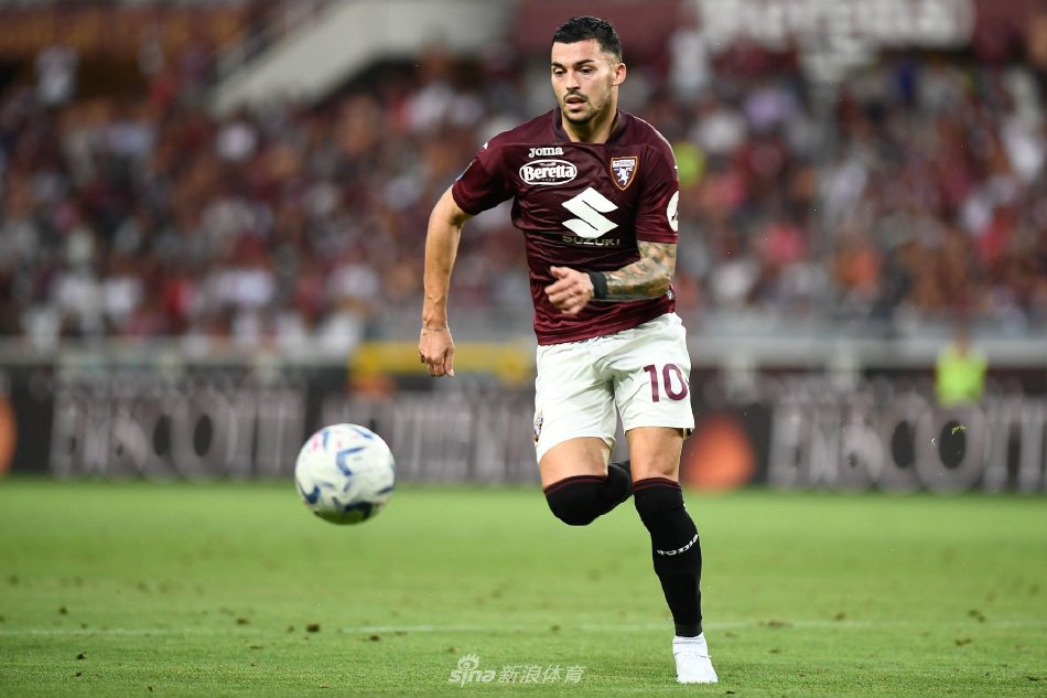 这正是C罗 这正是C罗